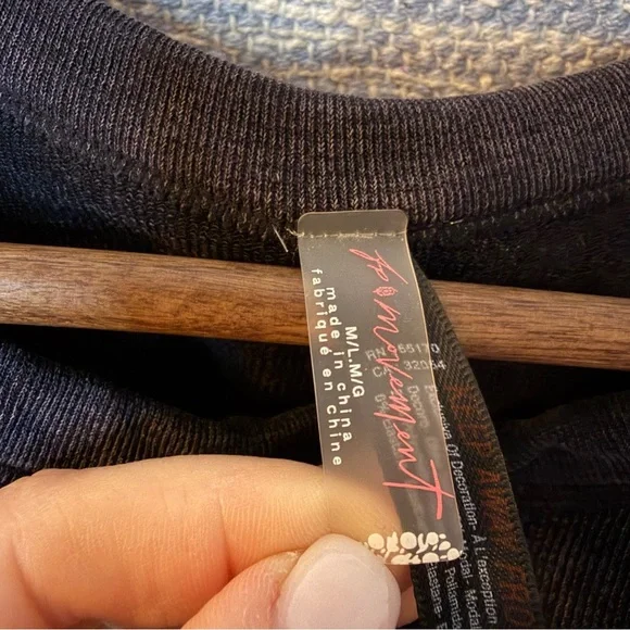 Free People Movement Cutout Tank M/L - Picture 4 of 5